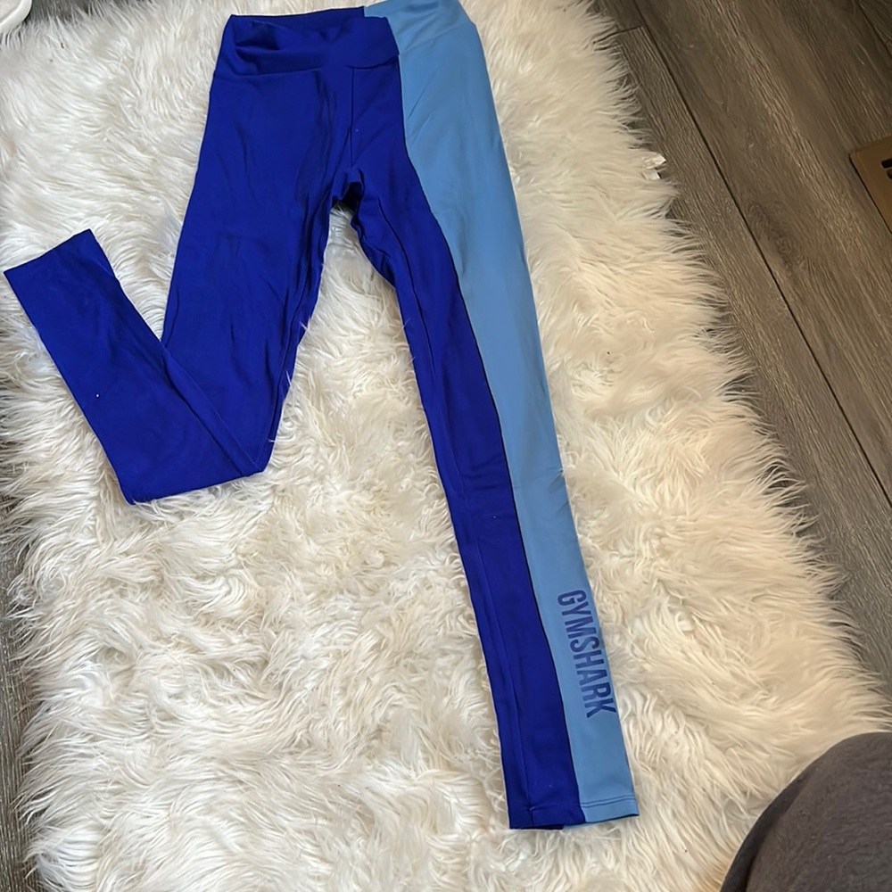 Block style Gymshark leggings